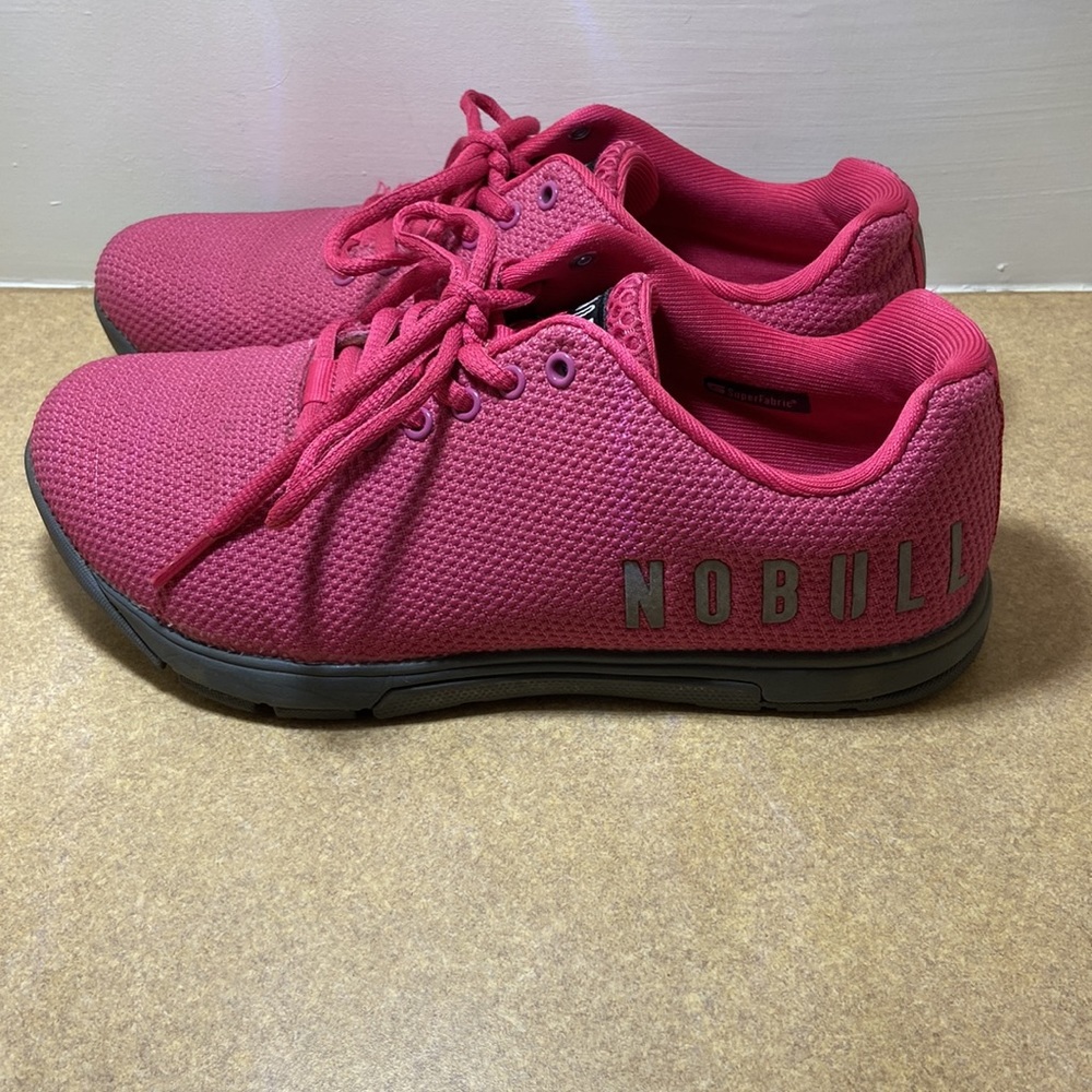 NOBULL pink/gray women’s trainer, size 7.5 women’s athletic shoe
